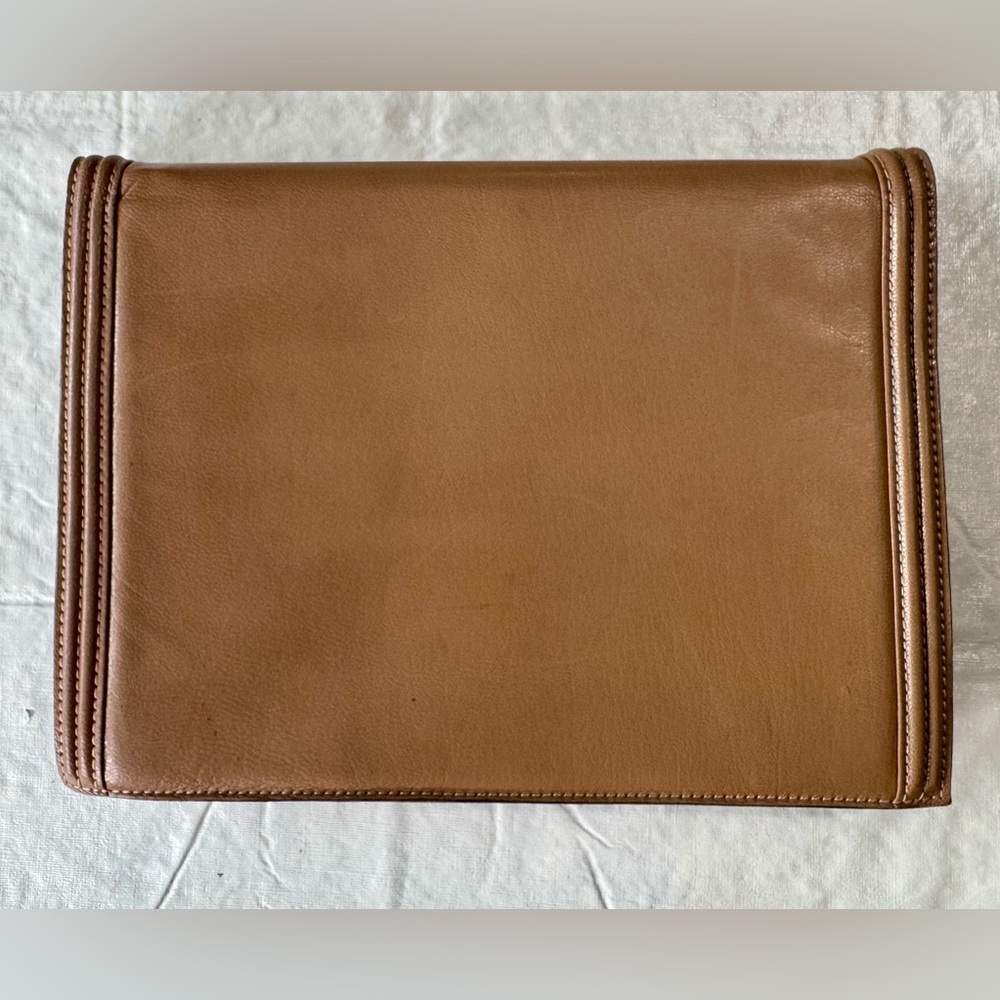 Vintage Yves Saint Laurent (YSL) clutch/ crossbody bag - Picture 3 of 16